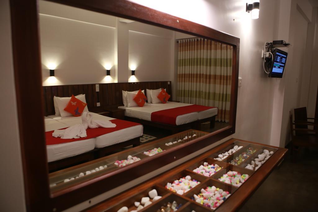 Cozy Sea View Inn Hikkaduwa Ngoại thất bức ảnh